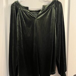 Elegant Green Velvet Women's Top